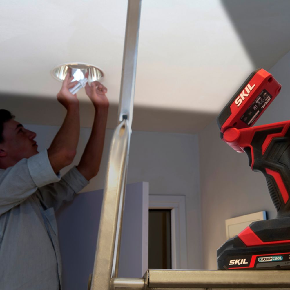 SKIL 3155 CA AKKU-LED-KOHDEVALO