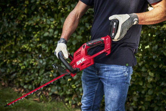 SKIL 0438 CA Hiiliharjaton pensasleikkuri