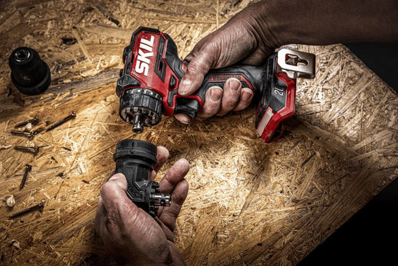 SKIL 3066 CA akkuporakone vaihdettavilla istukoilla